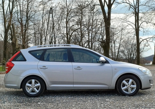 Kia Ceed cena 20900 przebieg: 158000, rok produkcji 2009 z Recz małe 326